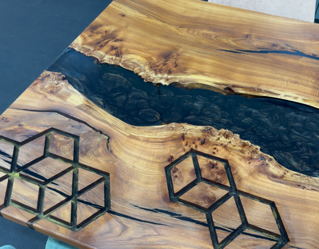 Table rivière design